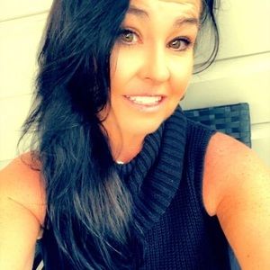 Meet your Posher, Annette